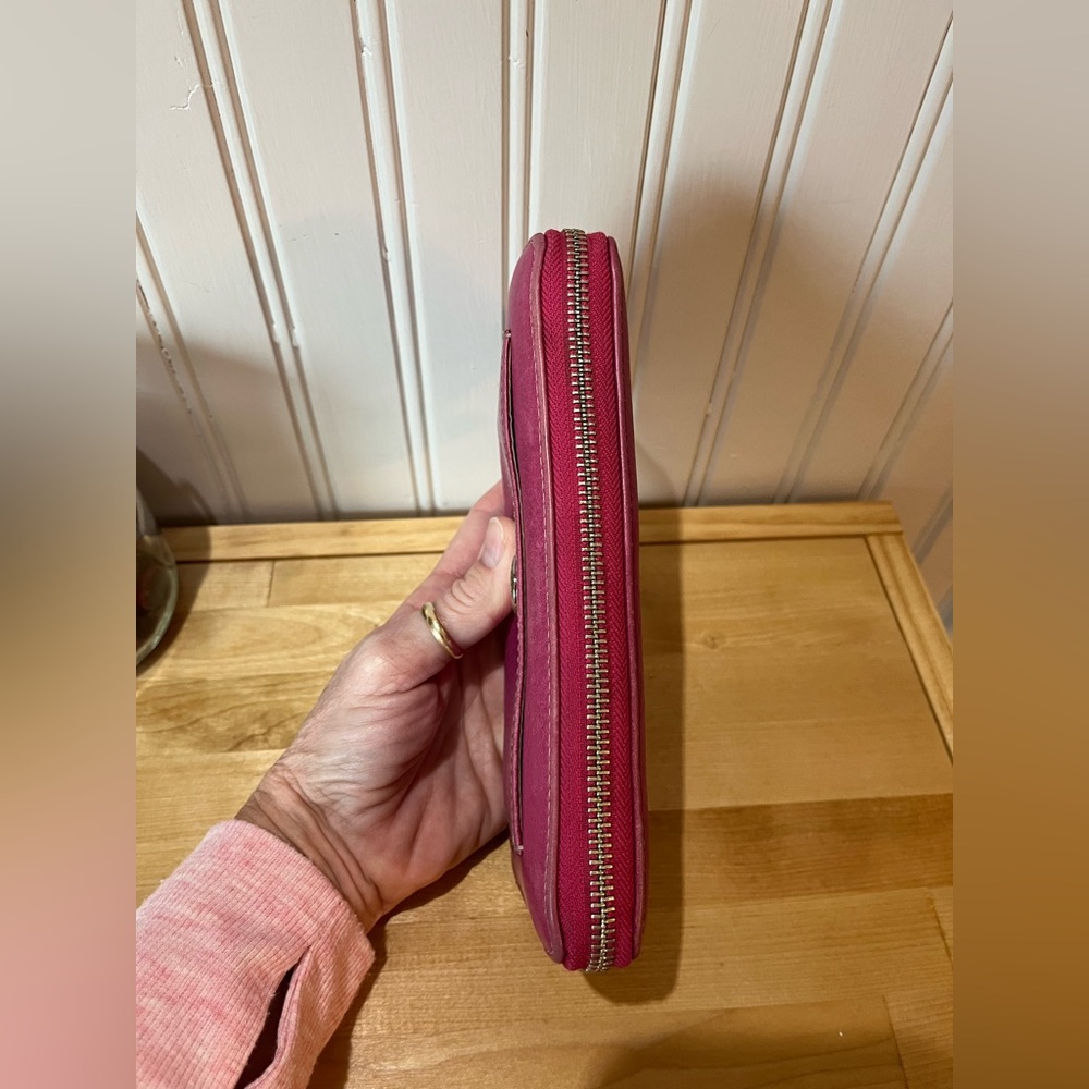 Coach Zip around Long Wallet - Vtg - Picture 6 of 9